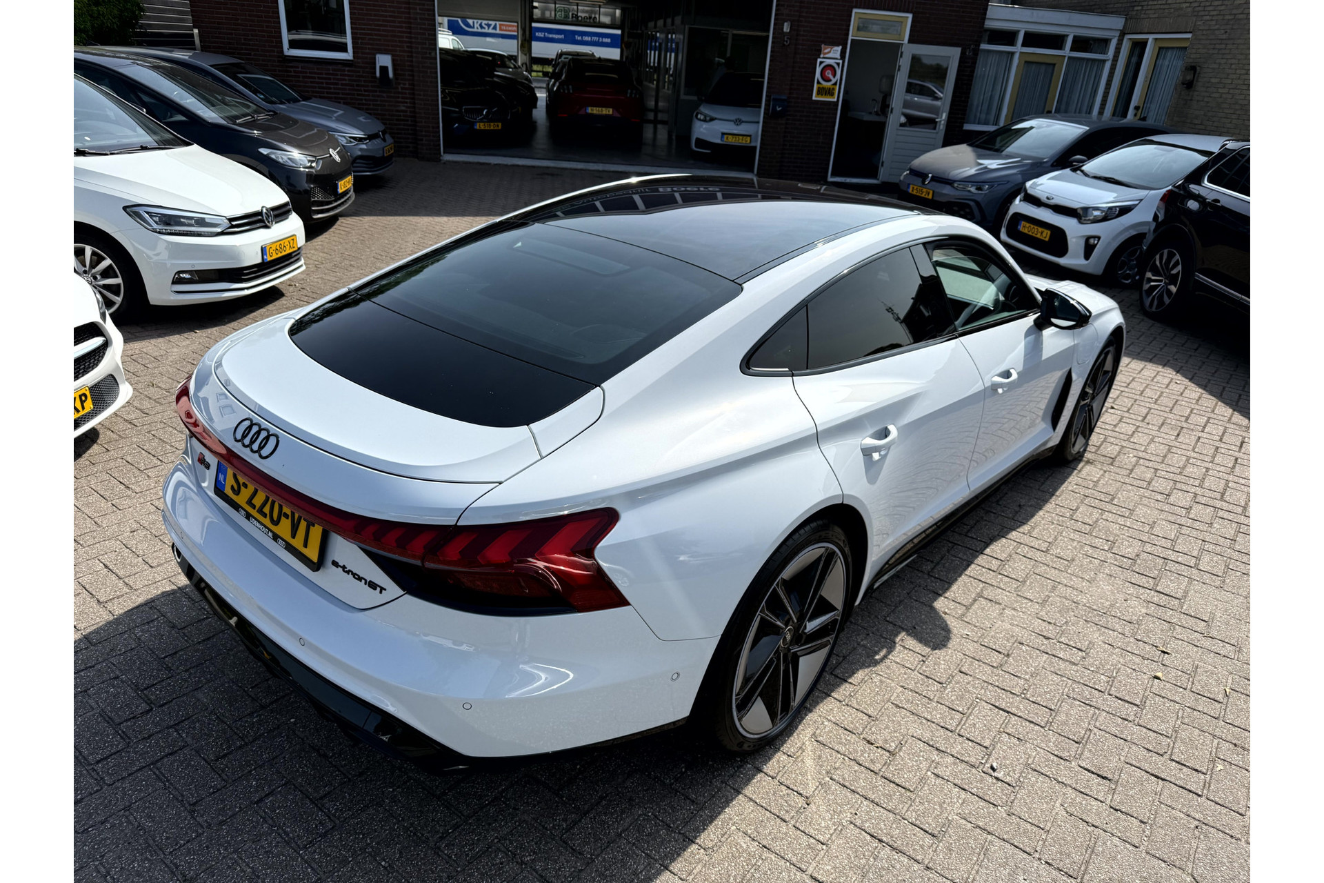 45783395-21.jpg